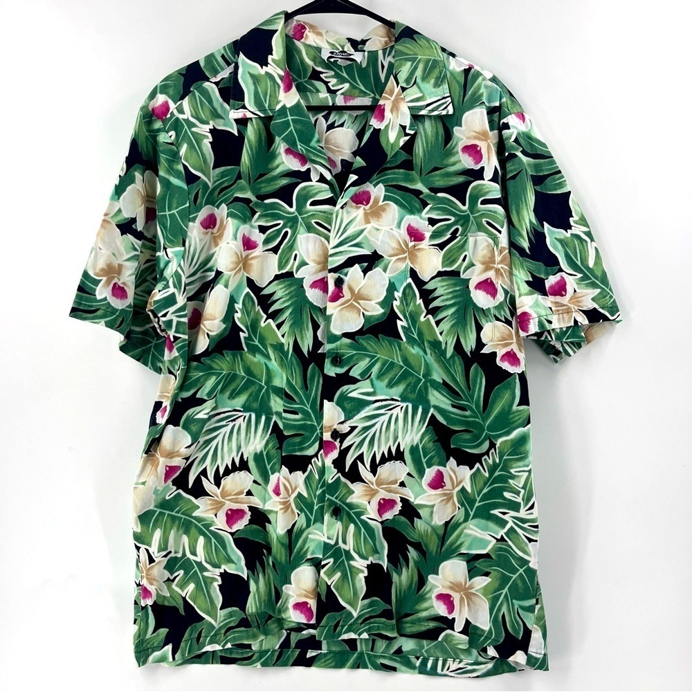 Hilo Hattie ShortSleeve Button Down‎ Shirt
